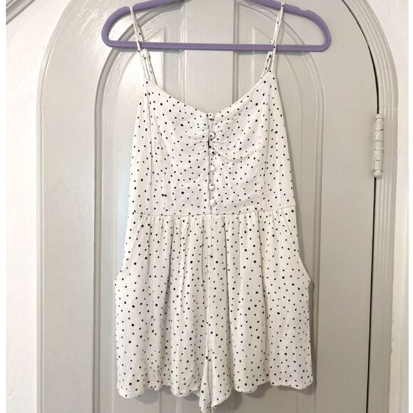 One Heart Clothing Polka Dot Button Front Smocked Back Romper w/Pockets, Sz. S - Picture 1 of 5